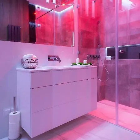 Luxury With Private Terrace 公寓 *