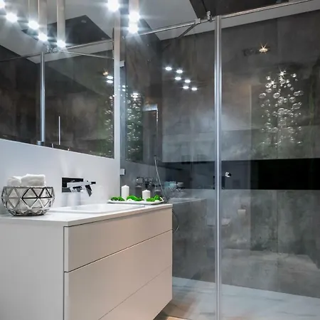 Luxury With Private Terrace 华沙